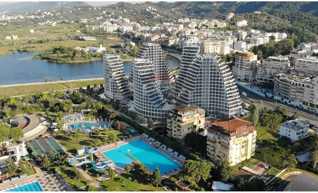 ofrojme apartament 1+1 per shitje ne rezidencen lakeview tek liqeni tiranes