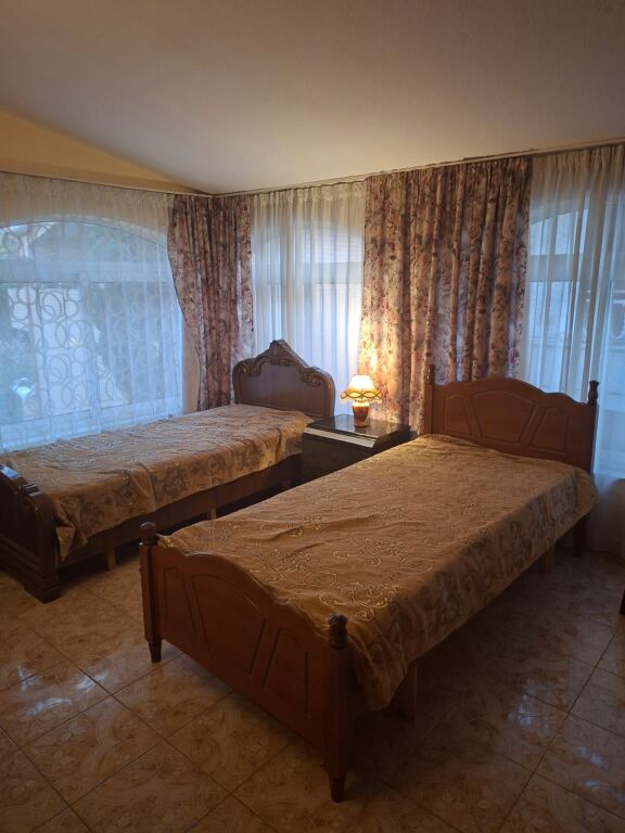 Qera | Vilë 2 + 1 | Kristal Center | 650 €/muaj