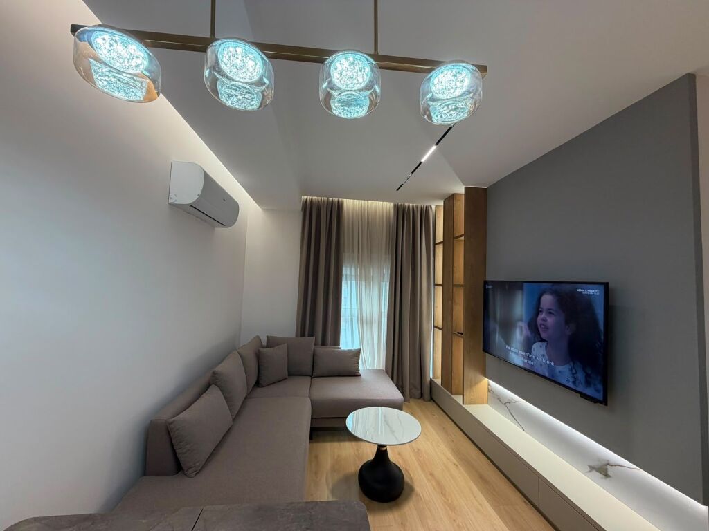 For Rent Ap 1+1 at Ali Demi Kadiu Complex