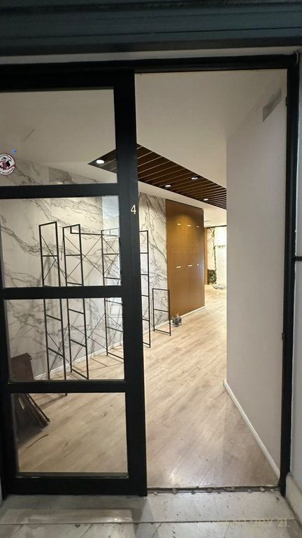 Ambient Premium për Qira Pranë Coin, Tiranë - 7000€ | 308.3 m² 7,000 € /Muaj