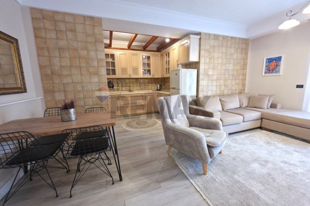 Apartament - Për Qira - 9 Katëshet, Tiranë(ID: 530221066-323)