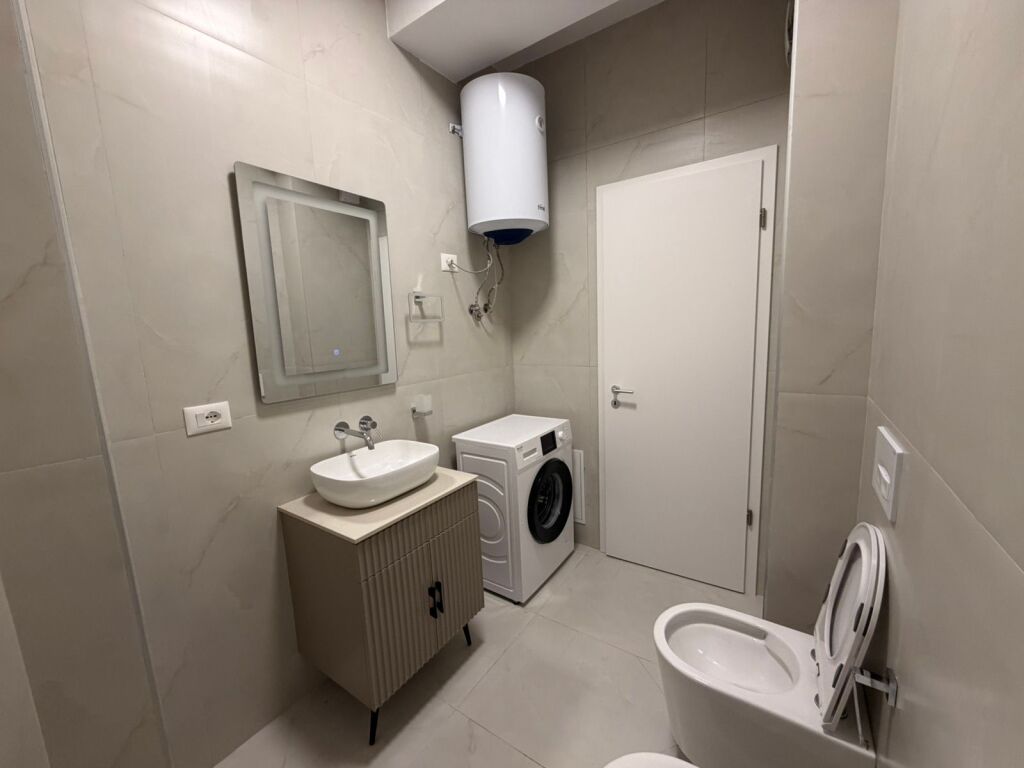 For Rent Ap 1+1 at Ali Demi Kadiu Complex