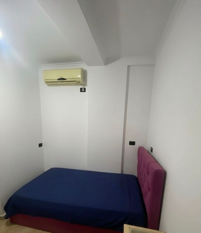 Apartment 2+1 for rent in Yzberisht!