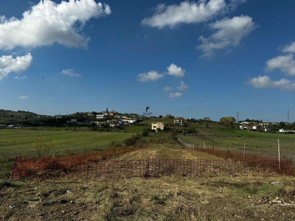 SHITET TOKE ARE 1.000 M2 DURRES 55.000 EURO FH-93264