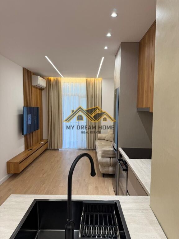 SHITET APARTAMENT 1+1 FLORIDA PLAZH DURRES
