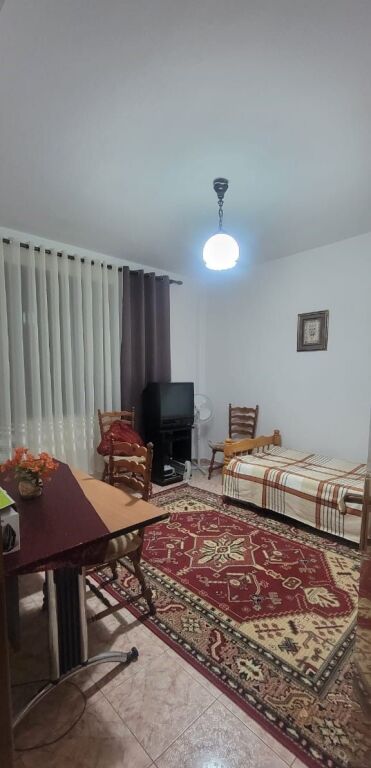 Qera | Apartament 2 + 1 | Blloku | 900 €/muaj