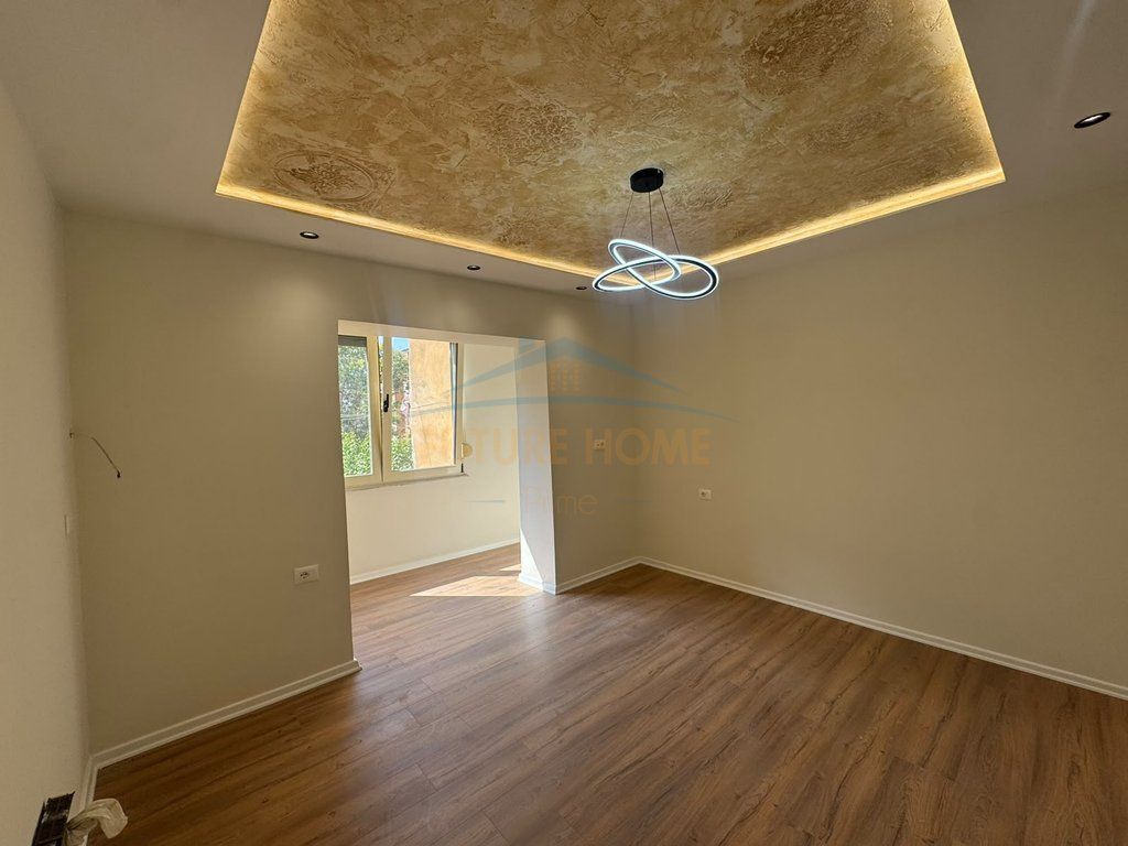Shitet , Apartament 1+1 , Asim Vokshi , Tirane.