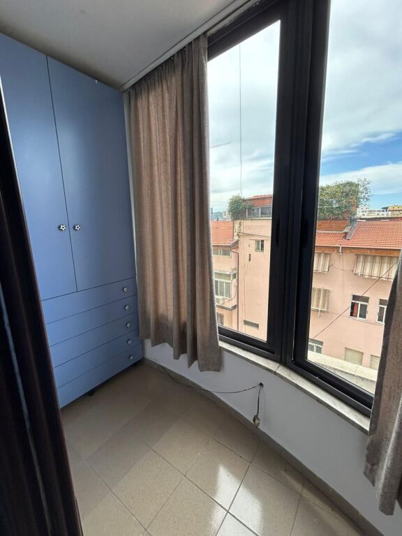 APARTAMENT 2+1 ME QIRA – PRANË SHESHIT SKËNDERBEJ