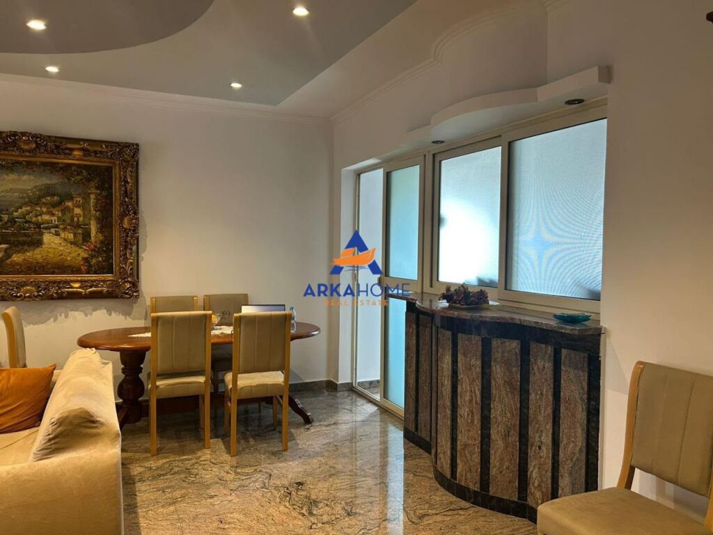 AFFITTASI APPARTAMENTO 2+1 "VIALE ZOGU 1" 90.000 LEKE