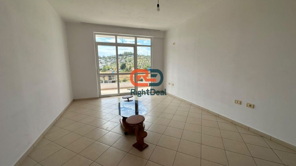 Ne Astir, Shitet Apartament 2+1 Me Planimetri Perfekte !!!