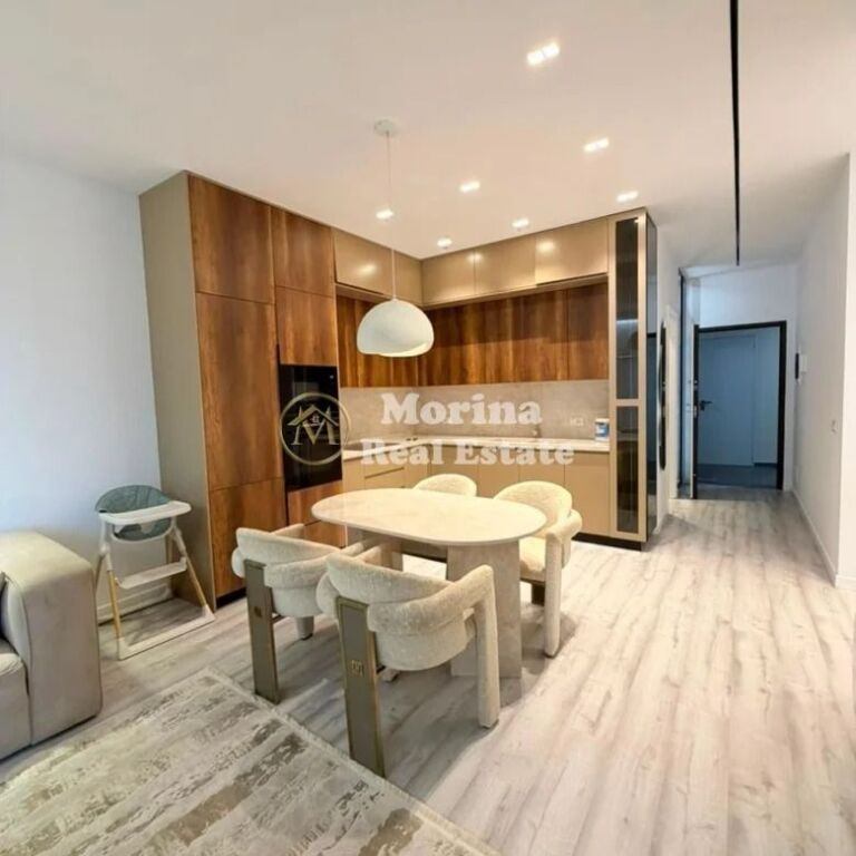 Qera | Apartament 2 + 1 | Rruga 5 Maji – Emerald Center| 1000 €/muaj