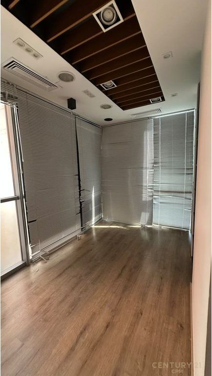 Ambient Premium për Qira Pranë Coin, Tiranë - 7000€ | 308.3 m² 7,000 € /Muaj