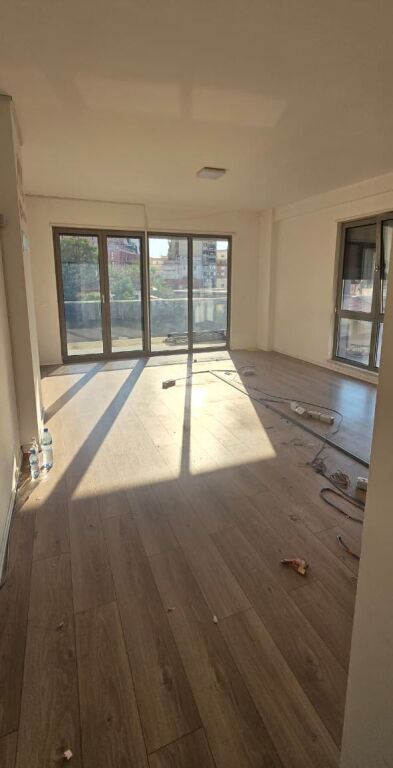 🏢 UFFICIO IN AFFITTO  📍 Centro – Via Mihal Duri