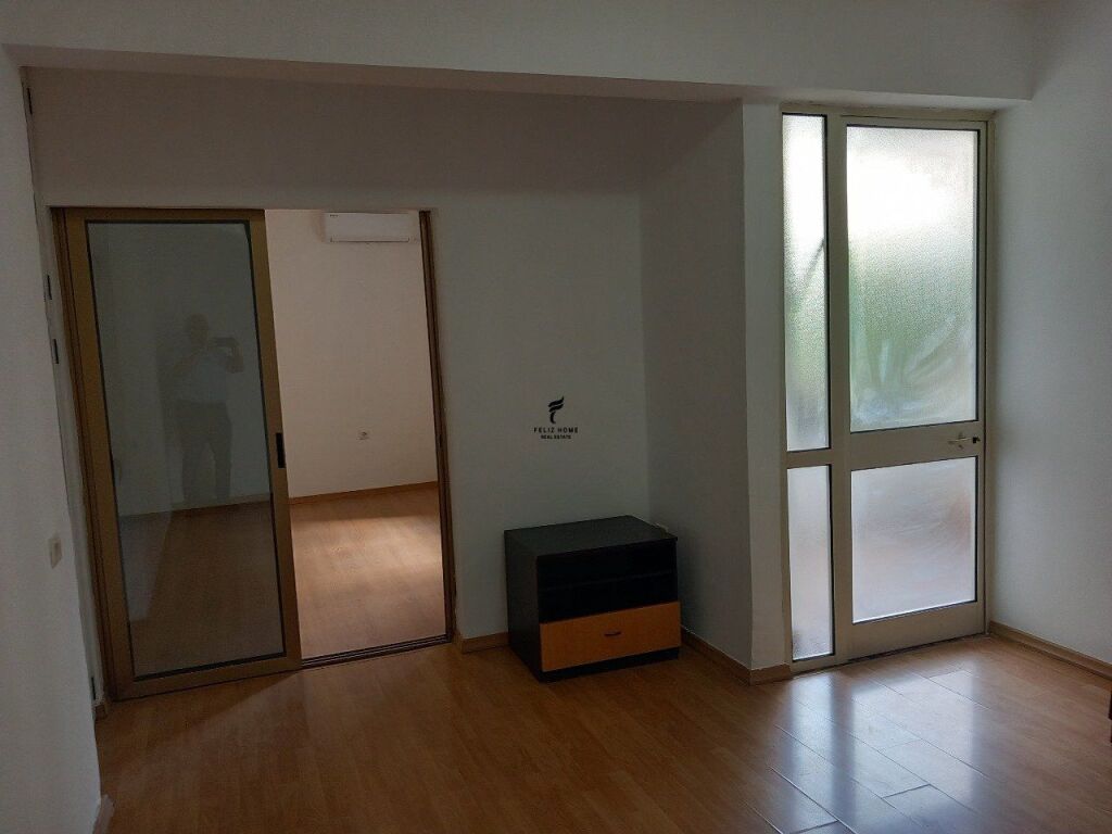 APPARTAMENTO IN AFFITTO 3+1 PAZARI I RI 60.000 LEKE FH-93420