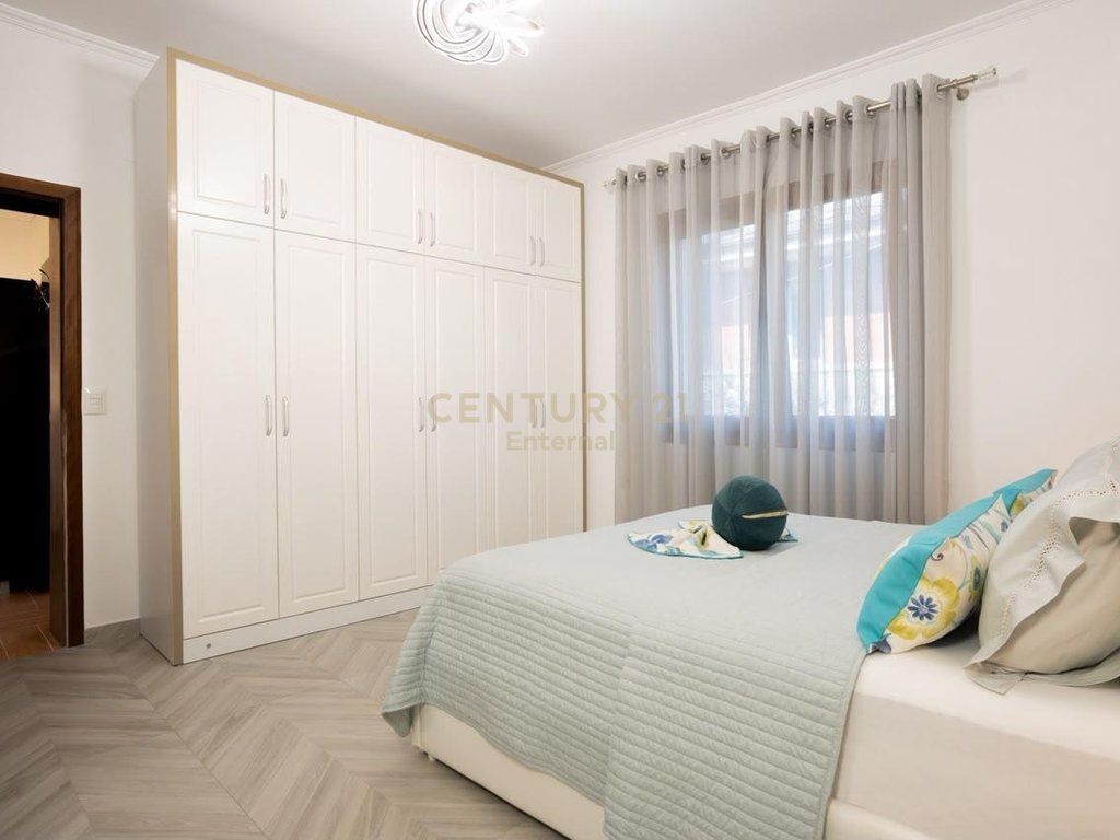 Appartamento 2+1+2 In Affitto al Lago di Tirana 1.200 € /Mese