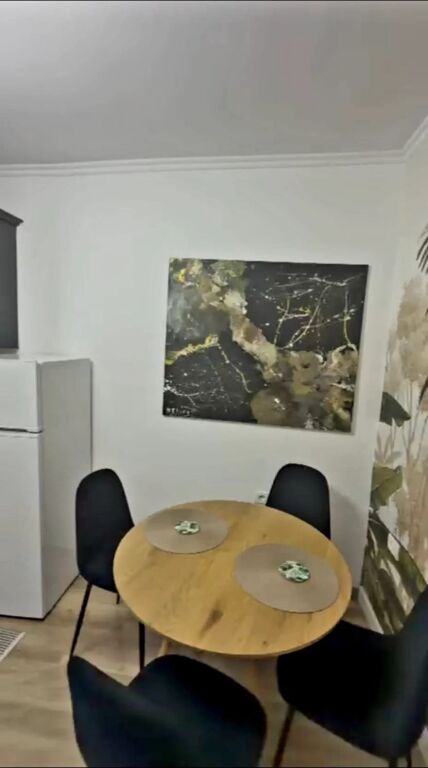 Dupleks me qera Stacioni i Trenit !