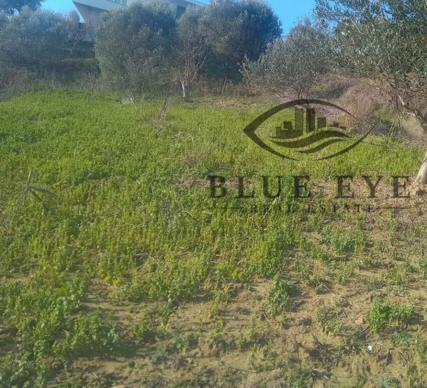 TOKË PËR SHITJE – PRANE REZERVUARIT, DURRËS!