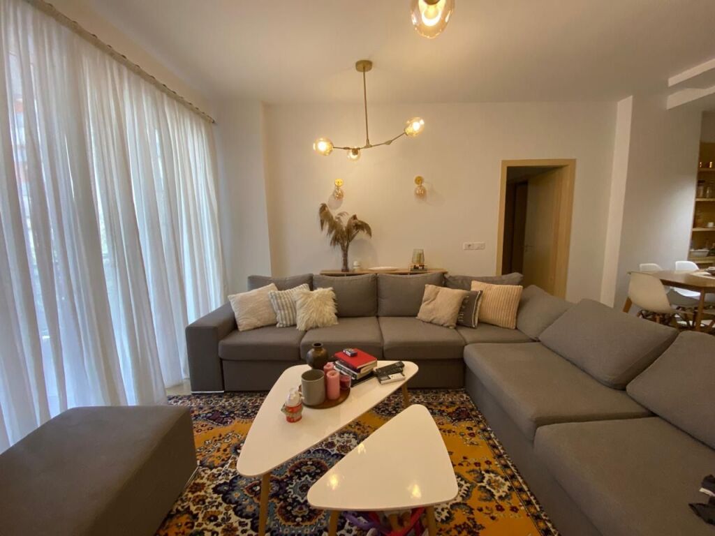 Apartment 2+1+2 for rent in Yzberisht !