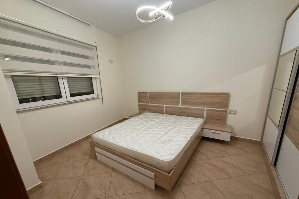 Rent | Apartament 1 + 1 | Rruga Siri Kodra | 600 €/month