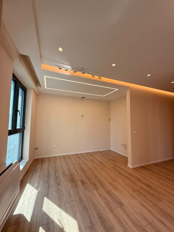Apartment 2+1+2+Parking Space for sale at Bulevardi i Ri, former Train Station.