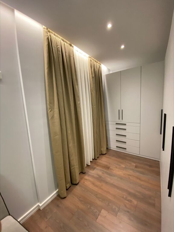 Shitet Apartament 2+1 Liqeni i Thate