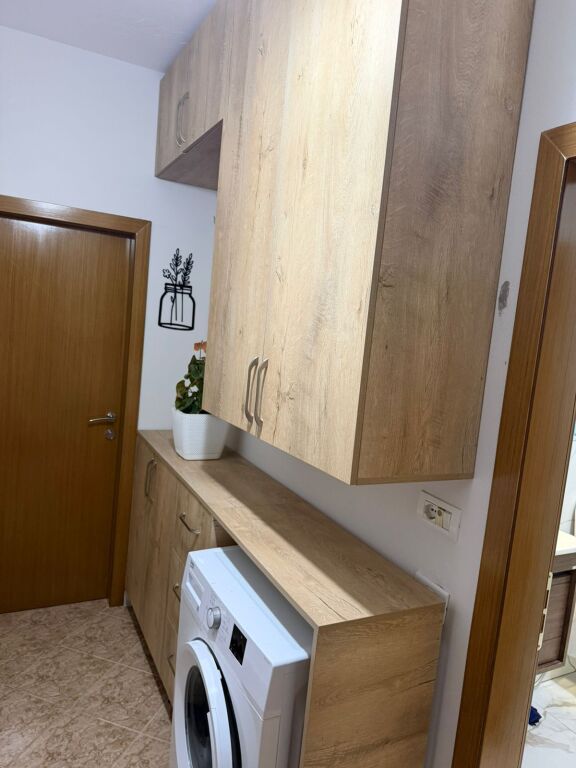 Apartament 3+1 me qira Fakulteti Mjeksis