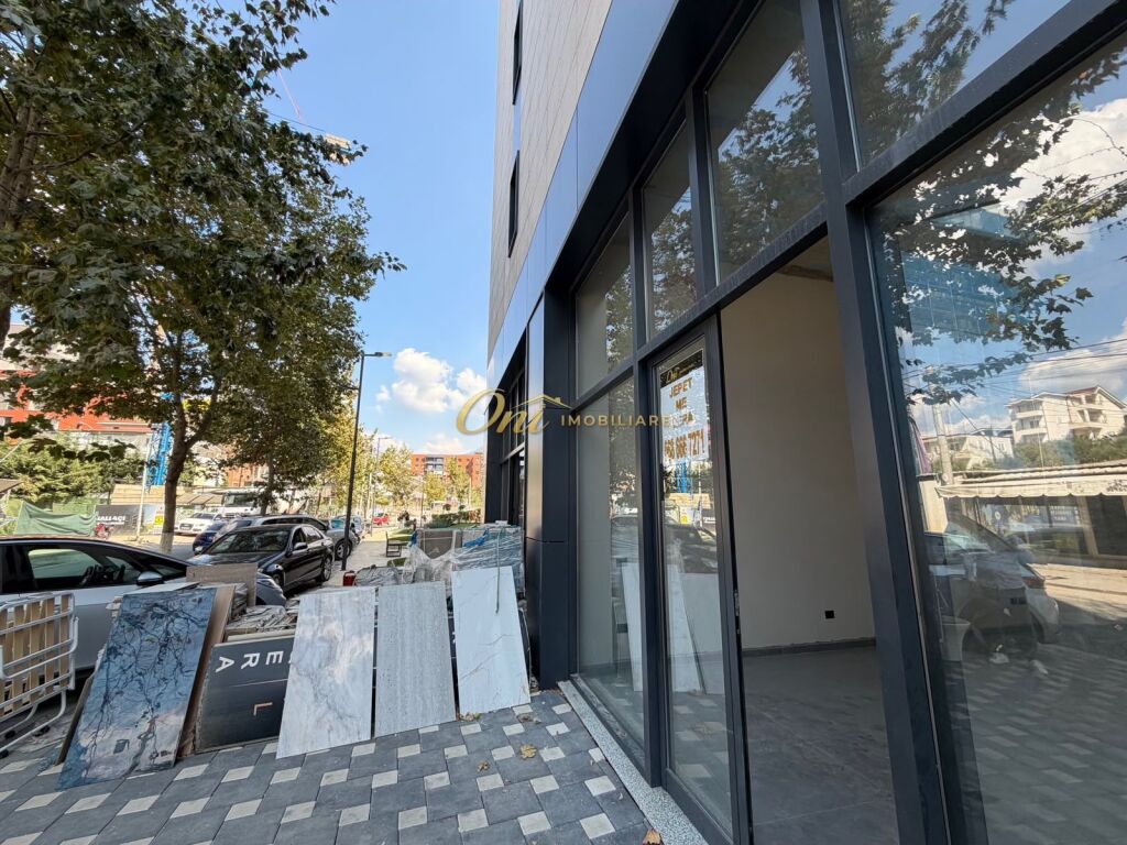 PASKUQAN, NEGOZIO 84M2 IN AFFITTO