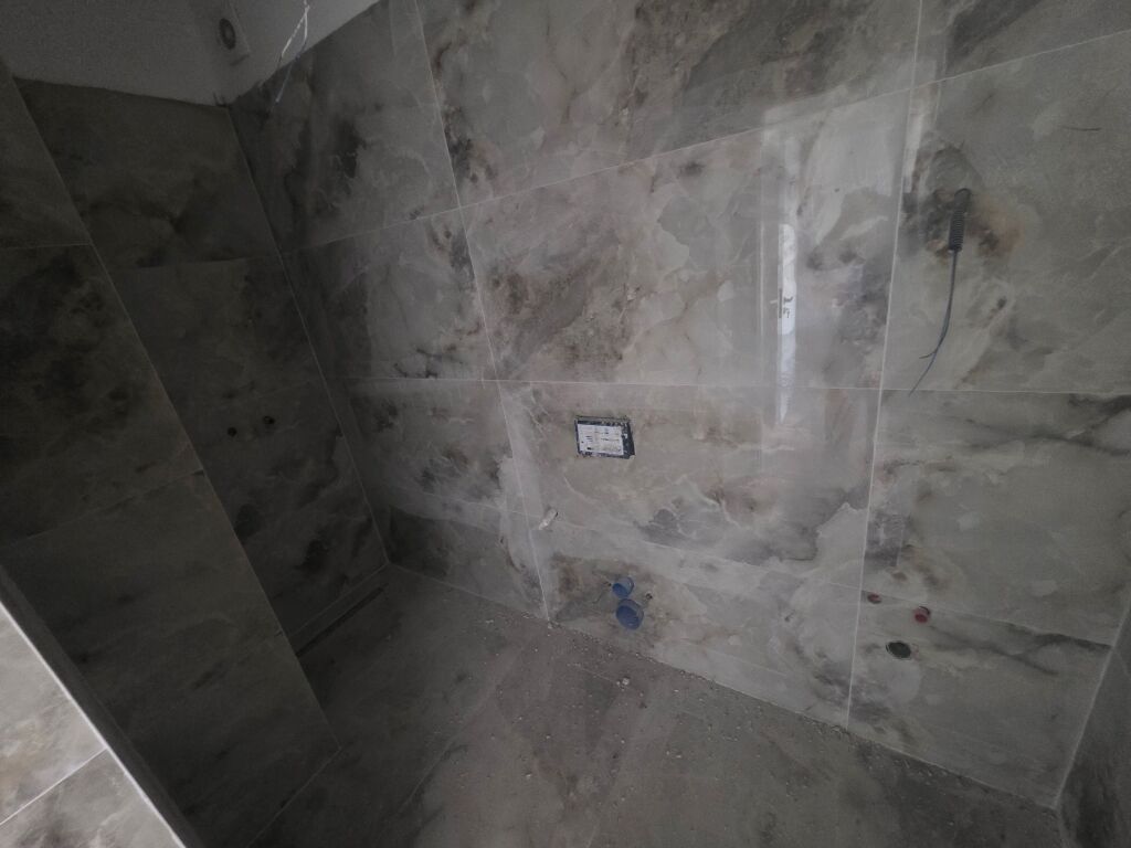 📍Porcelan Rezidenca Splendor Shitet Apartament 2+1+2