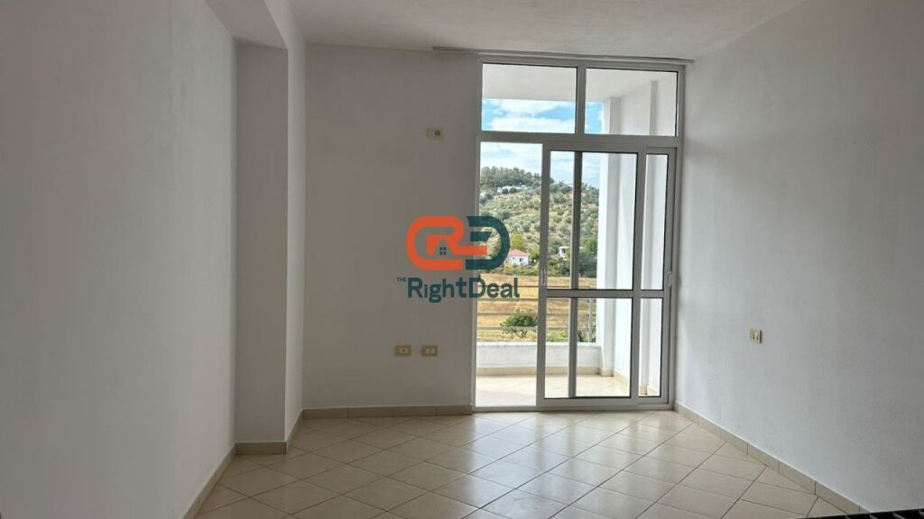 Ne Astir, Shitet Apartament 2+1 Me Planimetri Perfekte !!!