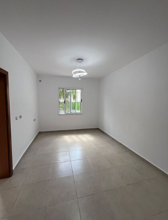 Private House for Rent in Kombinat