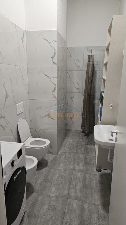 In vendita, appartamento 2+1, Via Frosina Plaku, Tirana.