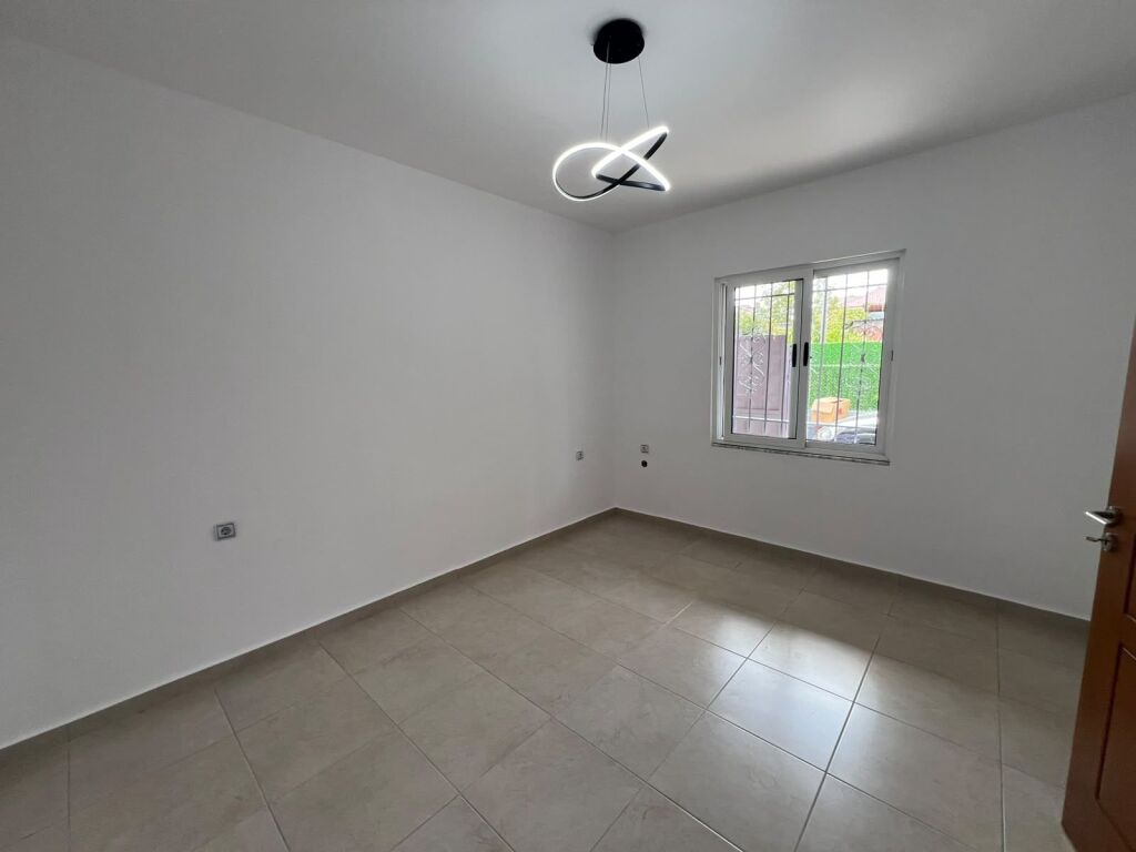 Private House for Rent in Kombinat