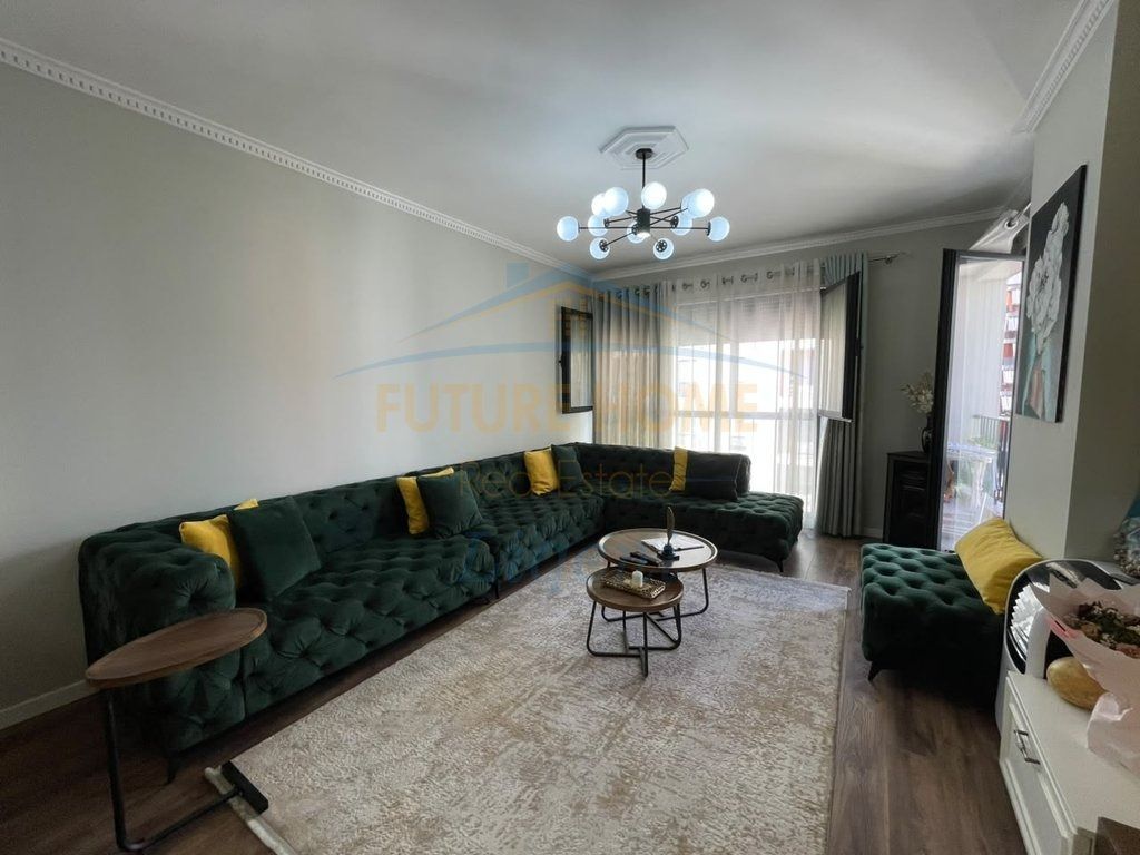 Affitto, Appartamento 2+1+2+Posto Auto, Complesso ASL 1, Tirana