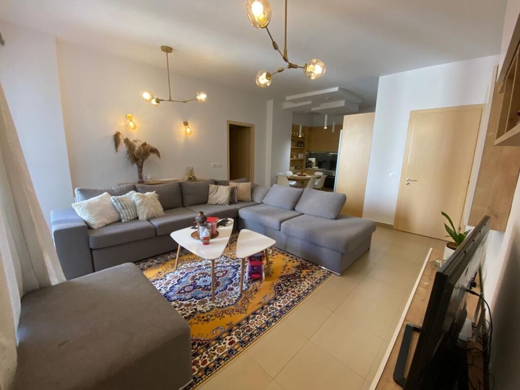 Apartment 2+1+2 for rent in Yzberisht !