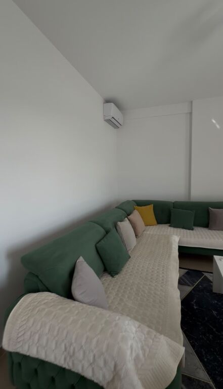 Rent | Apartament 1 + 1 | Farmacia 10 – Kompleksi Arlis | 550 €/month