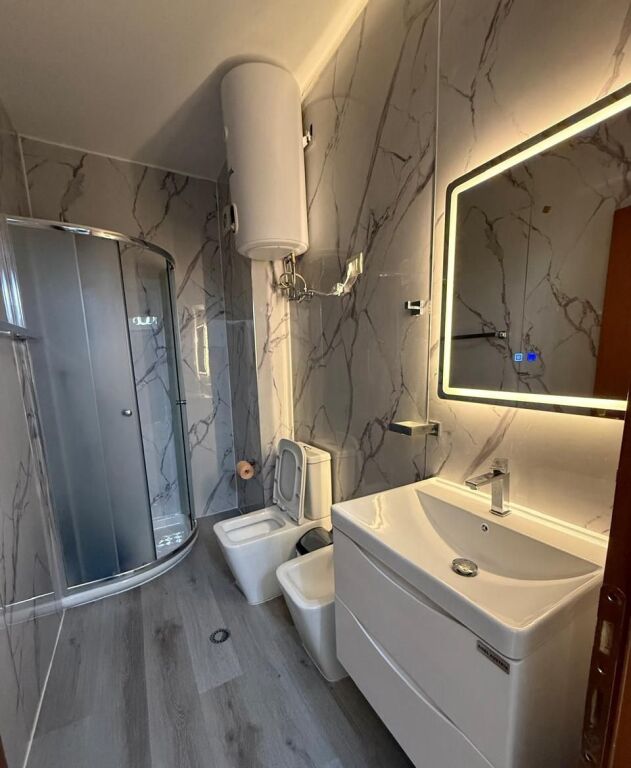 Rent | Apartament 1 + 1 | Rruga Siri Kodra | 600 €/month