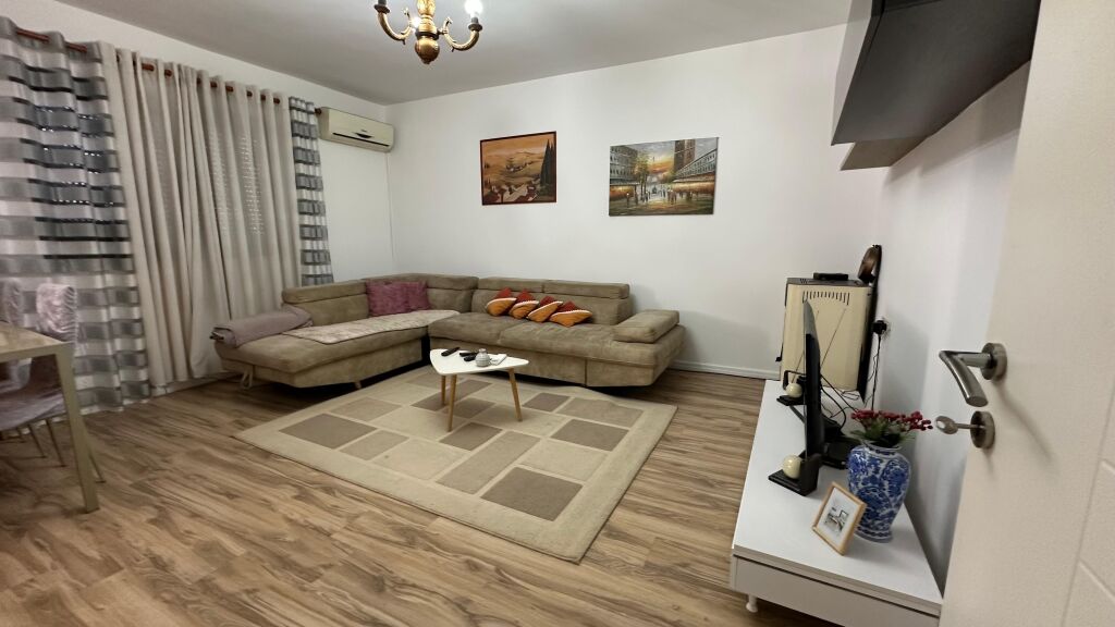 Apartment 3+1 for rent near the Faculty of Medicine