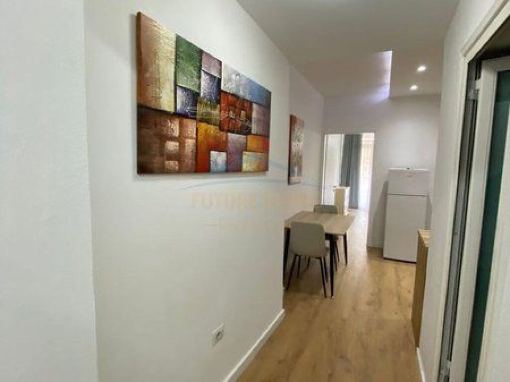 Shiten, 2 Apartamente 1+1, 2+1+2, Myslym Shyri, Tiranë.