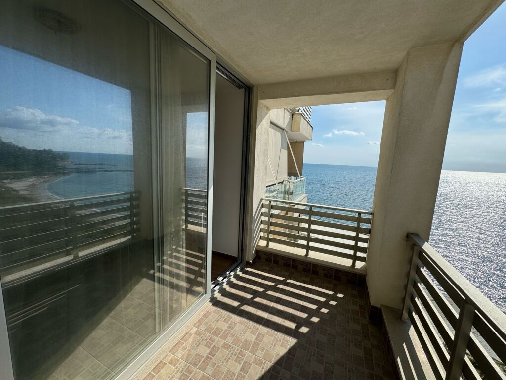 In affitto 1+1 a Currila, con vista mare!