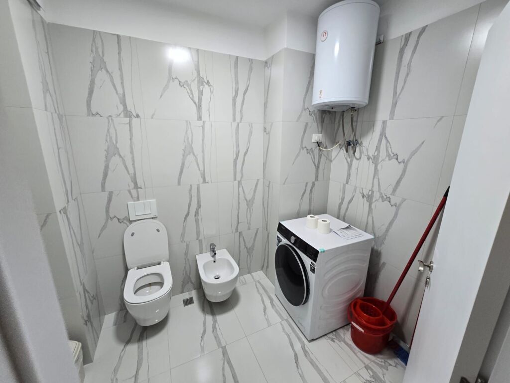 APARTAMENT 2+1 ME QIRA SELITE