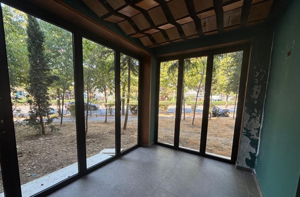 Vendita | Ambjent Biznesi | 21 Dhjetori | 700000 €