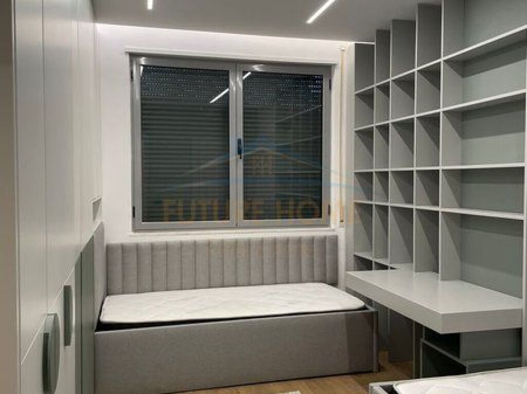 For sale, Apartment 2+1, Unaza e Re