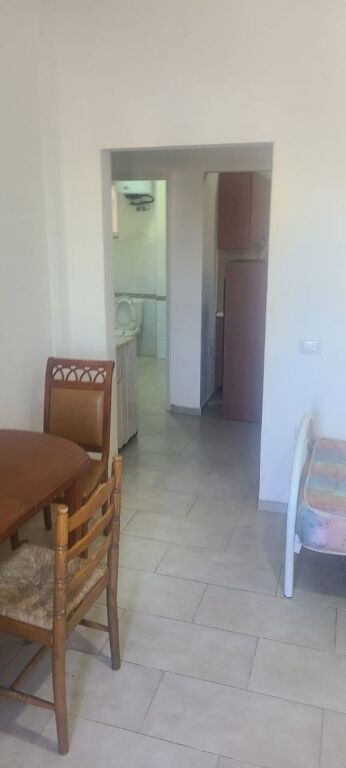 GARSONIERE 28,000 LEKE ISH-TREGU ELEKTRIK