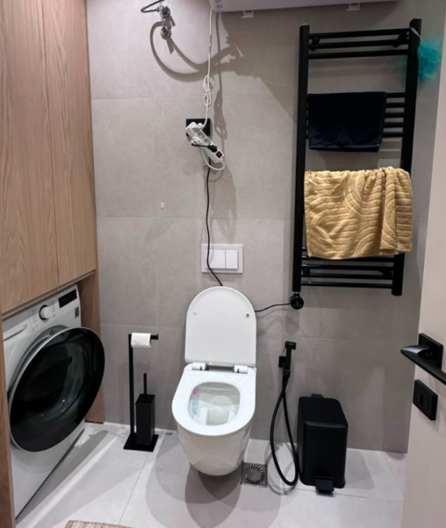 Jepet apartament 1+1 me qira tek Rezidenca Golden Tower , Rruga Mine Peza , Rruga e Durresit , Zogu i Zi .