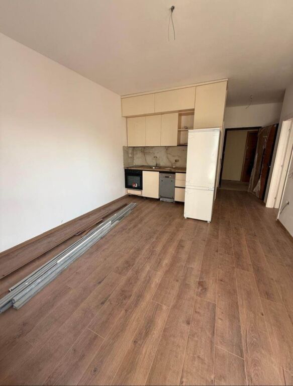 Apartment 1+1 for Rent - Zogu i Zi, Tirane