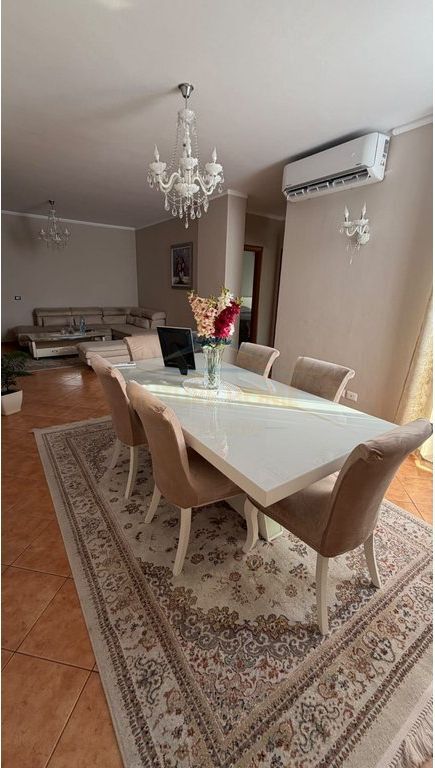 Rent, Apartment 2+1+2 Center, Durres    80,000 Lek