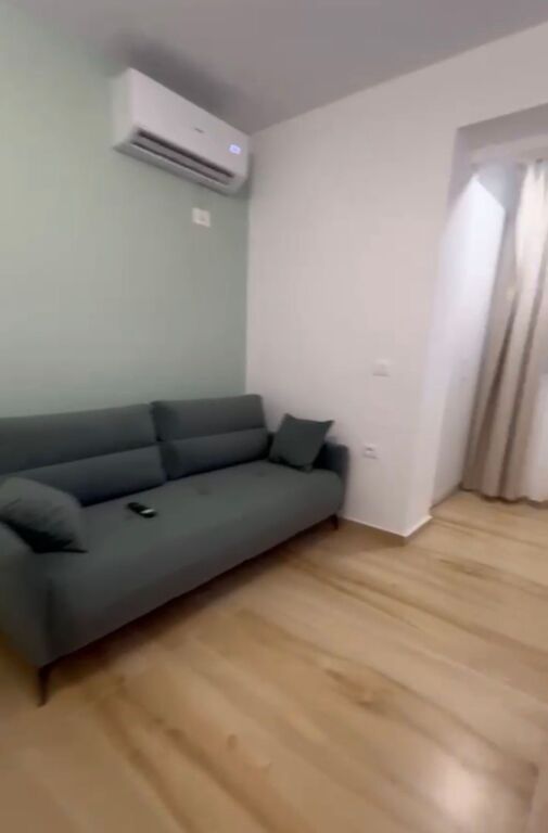 Apartment 1+1 for rent on Todi Shkurti Street near the Electric Market!