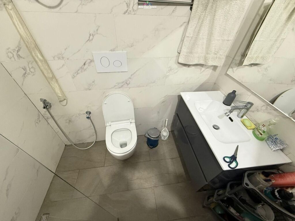 Vile Me Qera 3+1 ne Qender (ID BV22550) Tirane