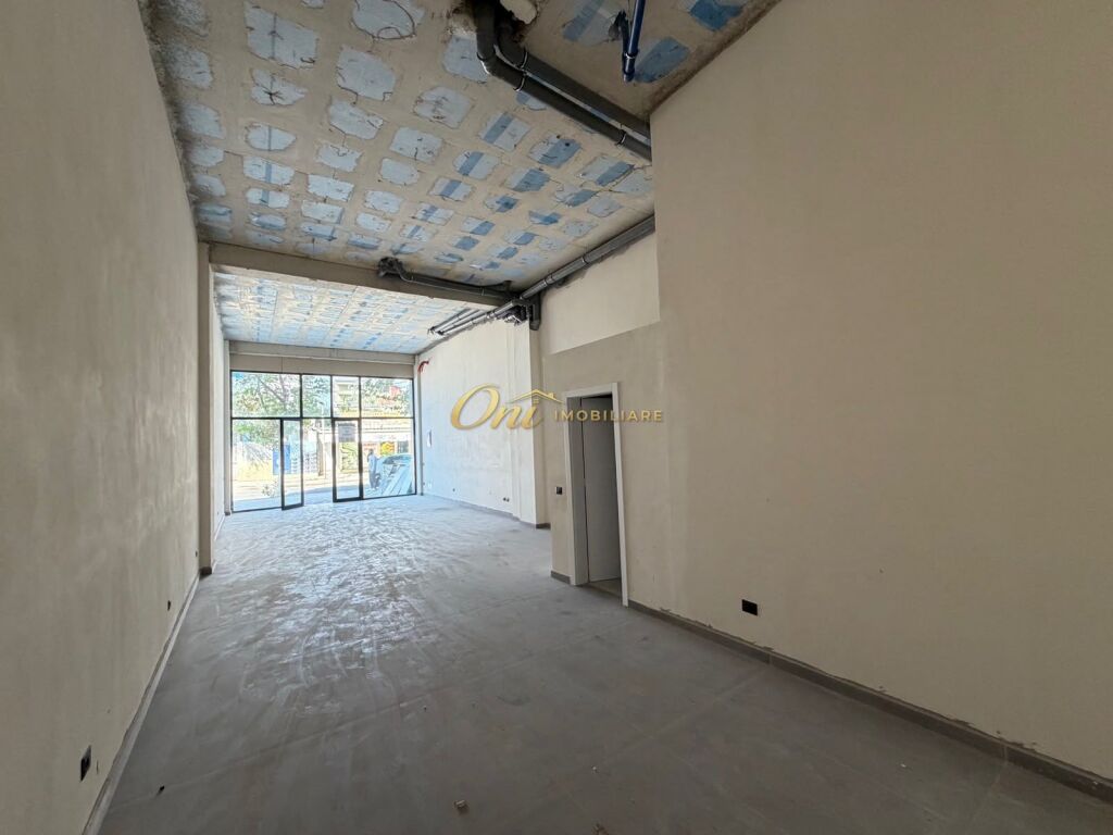 PASKUQAN, NEGOZIO 84M2 IN AFFITTO