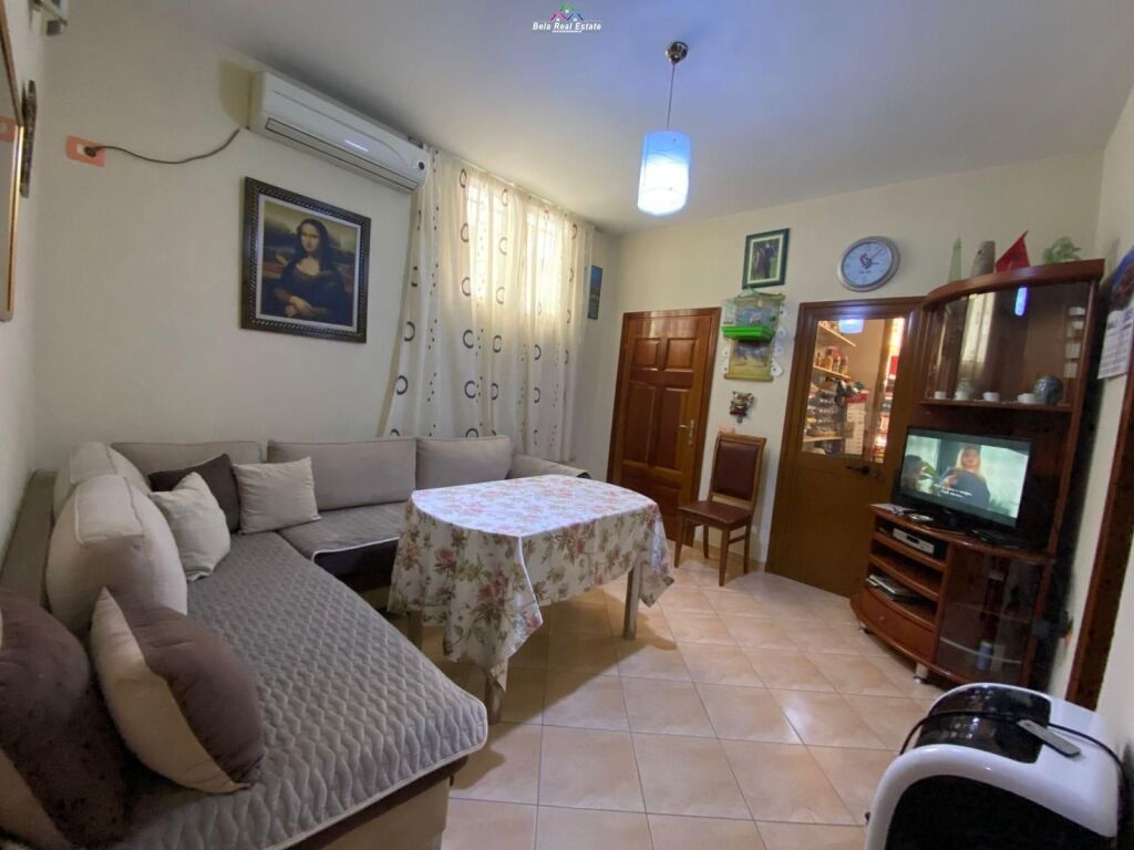 Vile Me Qera 3+1 ne Qender (ID BV22550) Tirane